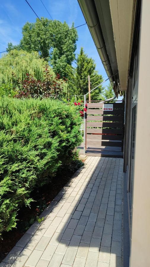 2+2személyes apartman kerttel Apartamento Székesfehérvár Exterior foto